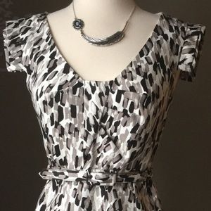 Adrianna Papell wiggle dress size 4